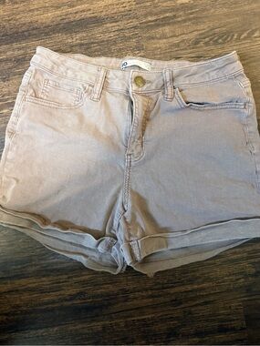 SO Women's Rolled Hem High-Rise Shorts - Light Beige